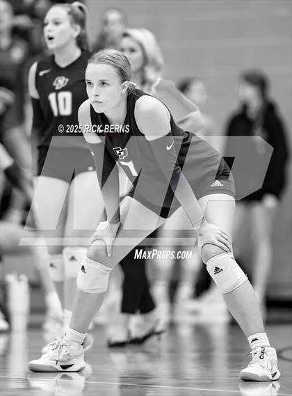 Thumbnail 1 in Oak Ridge vs College Park photogallery.