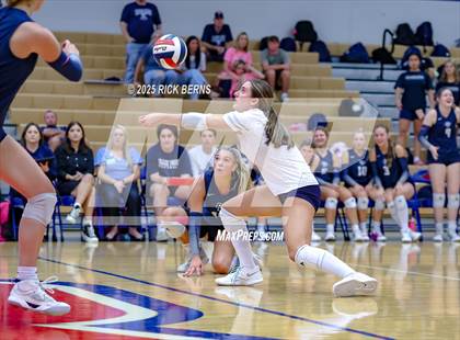 Thumbnail 3 in Oak Ridge vs College Park photogallery.