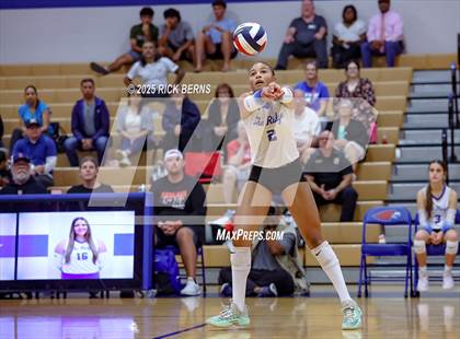 Thumbnail 2 in Oak Ridge vs College Park photogallery.