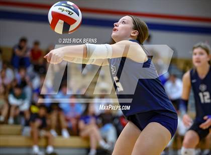 Thumbnail 2 in Oak Ridge vs College Park photogallery.