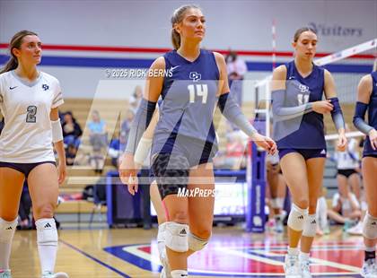 Thumbnail 2 in Oak Ridge vs College Park photogallery.