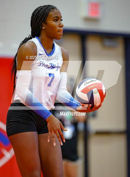 Thumbnail 2 in Oak Ridge vs College Park photogallery.