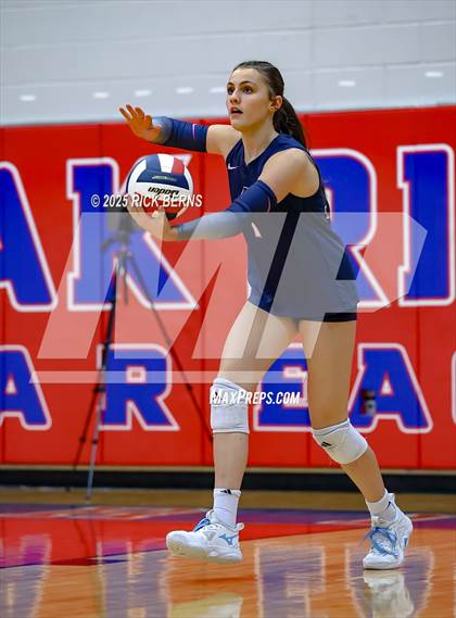 Thumbnail 2 in Oak Ridge vs College Park photogallery.