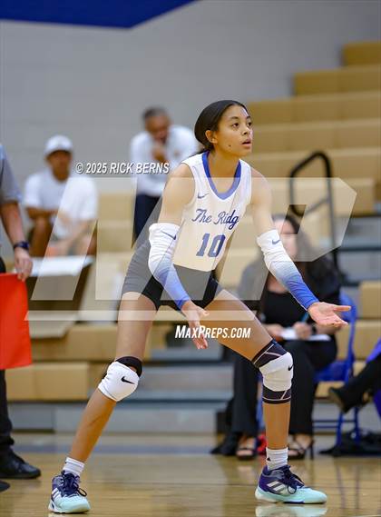 Thumbnail 2 in Oak Ridge vs College Park photogallery.