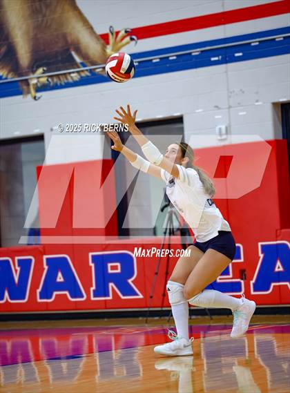 Thumbnail 1 in Oak Ridge vs College Park photogallery.