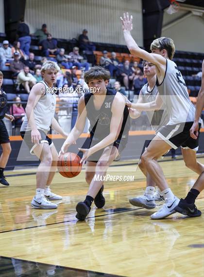 Thumbnail 1 in McLeod @ Gary (Scrimmage) photogallery.