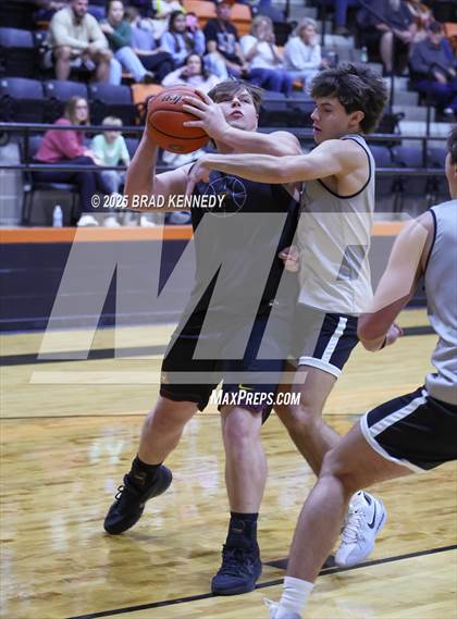 Thumbnail 1 in McLeod @ Gary (Scrimmage) photogallery.