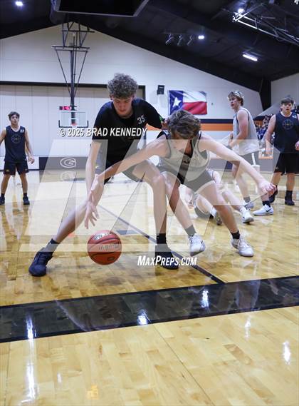 Thumbnail 2 in McLeod @ Gary (Scrimmage) photogallery.