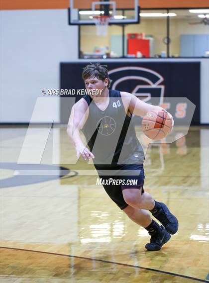 Thumbnail 1 in McLeod @ Gary (Scrimmage) photogallery.