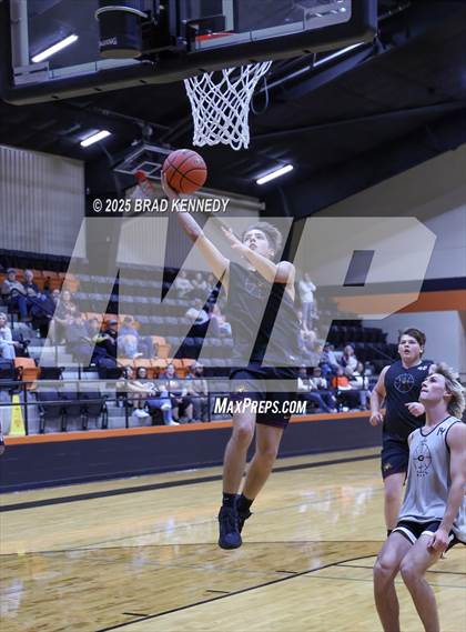 Thumbnail 1 in McLeod @ Gary (Scrimmage) photogallery.