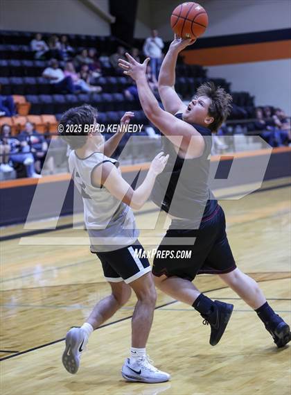 Thumbnail 1 in McLeod @ Gary (Scrimmage) photogallery.