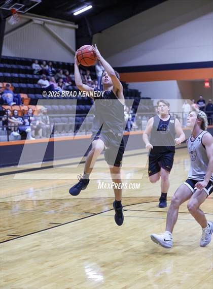 Thumbnail 2 in McLeod @ Gary (Scrimmage) photogallery.