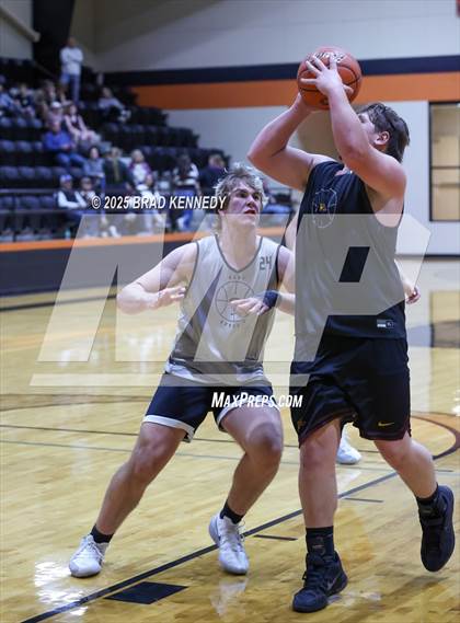 Thumbnail 2 in McLeod @ Gary (Scrimmage) photogallery.