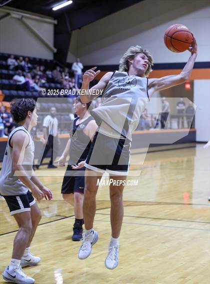 Thumbnail 3 in McLeod @ Gary (Scrimmage) photogallery.