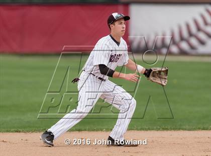 Thumbnail 3 in Barrington vs. Prairie Ridge (IHSA 4A Regional Final) photogallery.