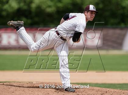 Thumbnail 3 in Barrington vs. Prairie Ridge (IHSA 4A Regional Final) photogallery.