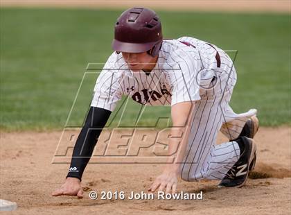 Thumbnail 2 in Barrington vs. Prairie Ridge (IHSA 4A Regional Final) photogallery.