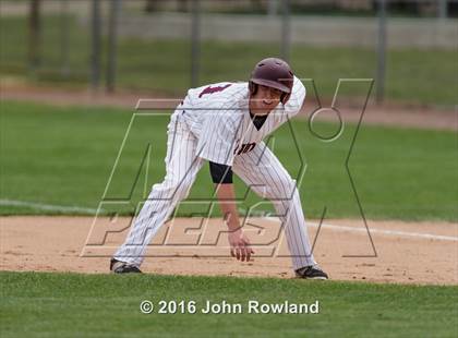 Thumbnail 1 in Barrington vs. Prairie Ridge (IHSA 4A Regional Final) photogallery.