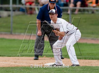 Thumbnail 1 in Barrington vs. Prairie Ridge (IHSA 4A Regional Final) photogallery.