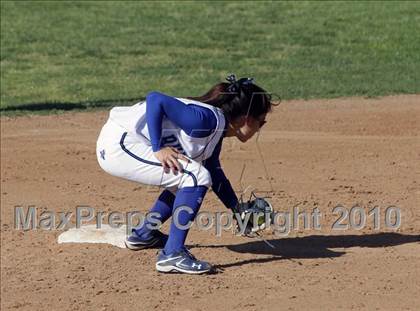 Thumbnail 2 in Crescenta Valley @ Burbank (Game 2) photogallery.