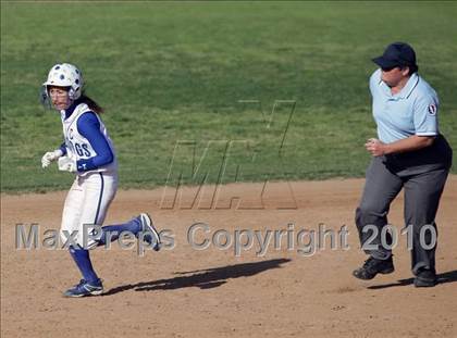Thumbnail 3 in Crescenta Valley @ Burbank (Game 2) photogallery.