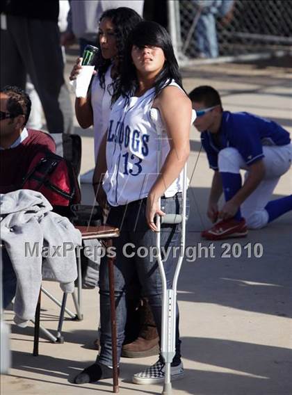 Thumbnail 1 in Crescenta Valley @ Burbank (Game 2) photogallery.
