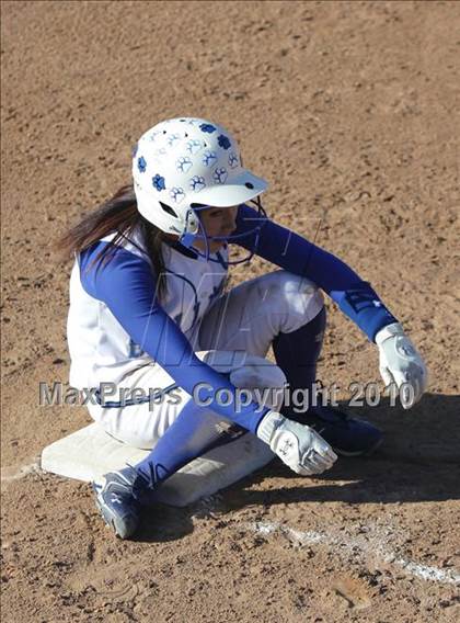 Thumbnail 1 in Crescenta Valley @ Burbank (Game 2) photogallery.