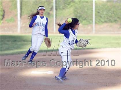 Thumbnail 1 in Crescenta Valley @ Burbank (Game 2) photogallery.