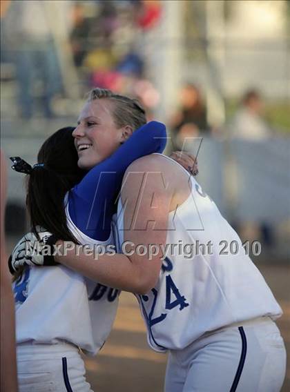 Thumbnail 3 in Crescenta Valley @ Burbank (Game 2) photogallery.