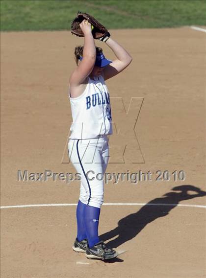 Thumbnail 2 in Crescenta Valley @ Burbank (Game 2) photogallery.