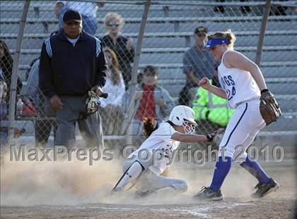 Thumbnail 3 in Crescenta Valley @ Burbank (Game 2) photogallery.