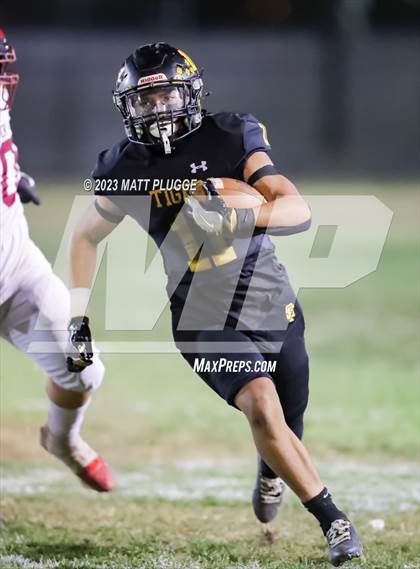 Thumbnail 2 in Roosevelt @ San Fernando (CIF LA City Section D2 2nd Round) photogallery.