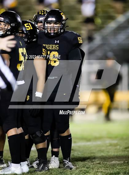 Thumbnail 2 in Roosevelt @ San Fernando (CIF LA City Section D2 2nd Round) photogallery.