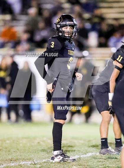Thumbnail 2 in Roosevelt @ San Fernando (CIF LA City Section D2 2nd Round) photogallery.