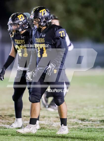 Thumbnail 2 in Roosevelt @ San Fernando (CIF LA City Section D2 2nd Round) photogallery.