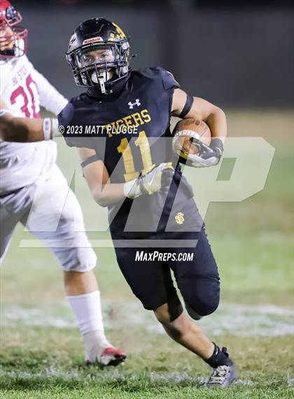 Thumbnail 3 in Roosevelt @ San Fernando (CIF LA City Section D2 2nd Round) photogallery.