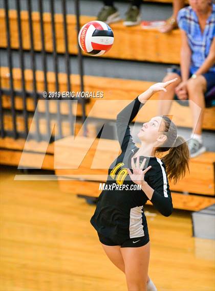Thumbnail 3 in Patrick Henry vs La Jolla (September Classic) photogallery.