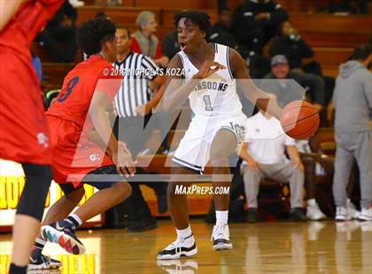 Thumbnail 1 in Colony vs. Mayfair (Harvey Kitani Classic) photogallery.
