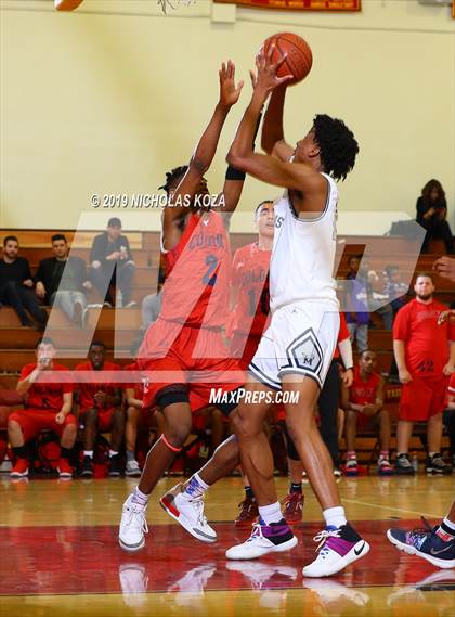 Thumbnail 3 in Colony vs. Mayfair (Harvey Kitani Classic) photogallery.