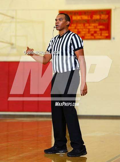 Thumbnail 3 in Colony vs. Mayfair (Harvey Kitani Classic) photogallery.