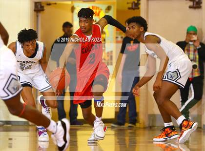 Thumbnail 3 in Colony vs. Mayfair (Harvey Kitani Classic) photogallery.