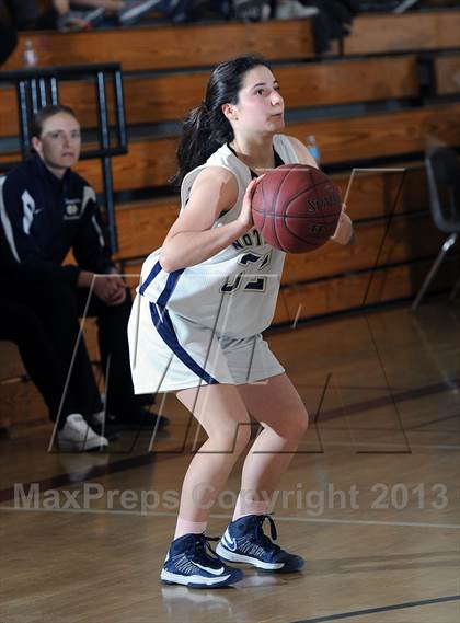 Thumbnail 2 in Notre Dame vs. Hart (La Canada Tournament) photogallery.