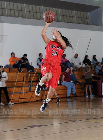 Thumbnail 3 in Notre Dame vs. Hart (La Canada Tournament) photogallery.
