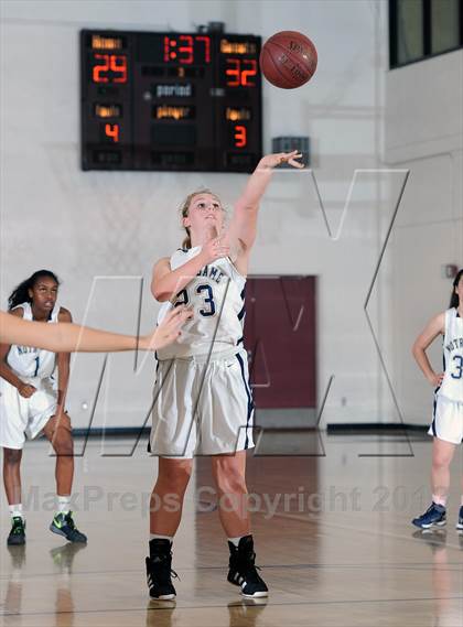 Thumbnail 1 in Notre Dame vs. Hart (La Canada Tournament) photogallery.