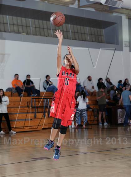 Thumbnail 1 in Notre Dame vs. Hart (La Canada Tournament) photogallery.