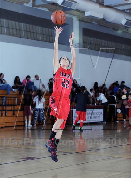 Thumbnail 1 in Notre Dame vs. Hart (La Canada Tournament) photogallery.