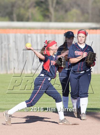 Thumbnail 3 in South Panola @ Southaven photogallery.