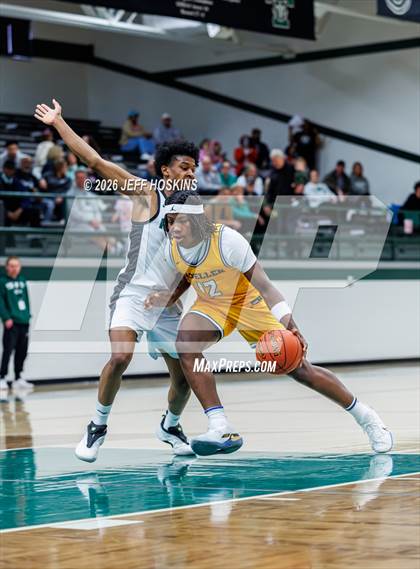 Thumbnail 3 in Archbishop Moeller @ Trinity photogallery.