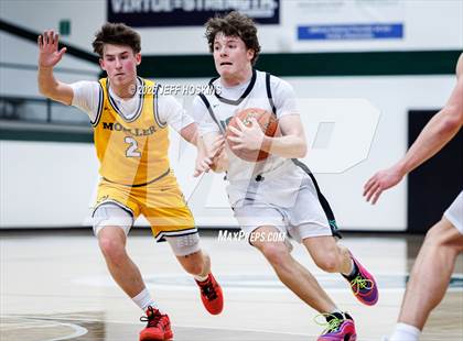 Thumbnail 2 in Archbishop Moeller @ Trinity photogallery.