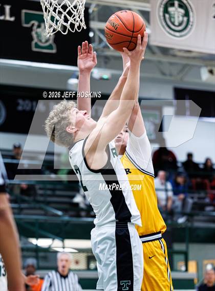 Thumbnail 1 in Archbishop Moeller @ Trinity photogallery.